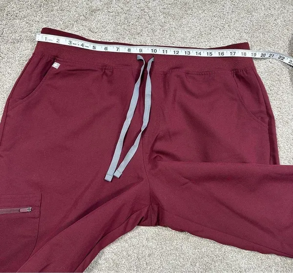 Figs Scrubs Set Zamora Jogger Pants XXLT & Rafaela Oversized Top Burgundy XL - Image 8