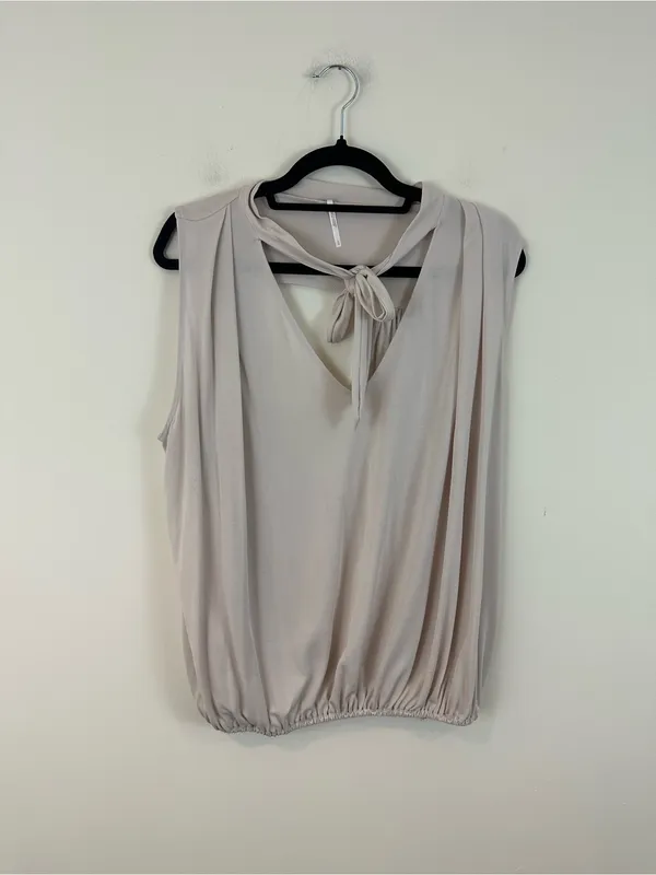 Free People Forget Me Knot Sleeveless Tie-Neck Blouson Top in Light Beige Large - Image 2