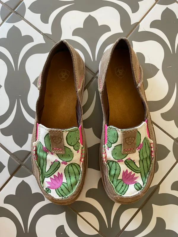 Ariat Women's Rugged West Cactus Print Cruiser Shoes - Image 2