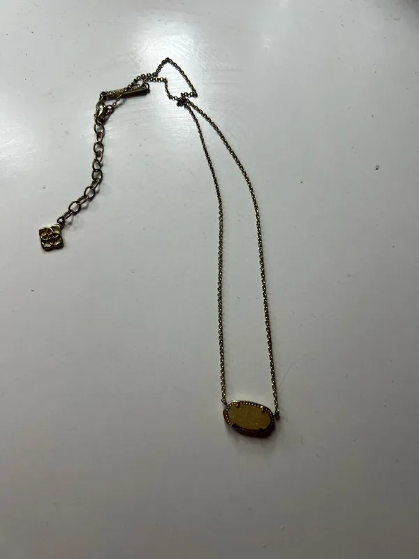 Kendra Scott Necklace Elisa Pendant - Image 2