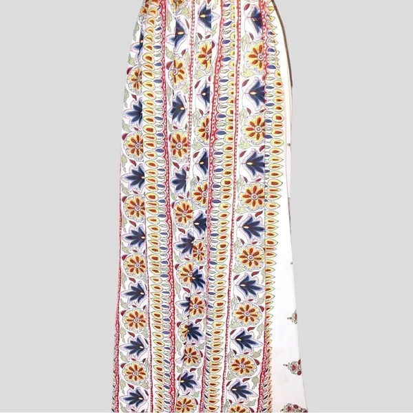 Selfie Leslie floral halter maxi dress! - Image 8
