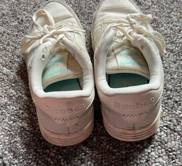 Reebok White Shoes - Image 2