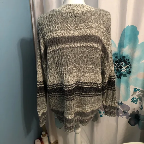 American Eagle oversized sweater - Image 2