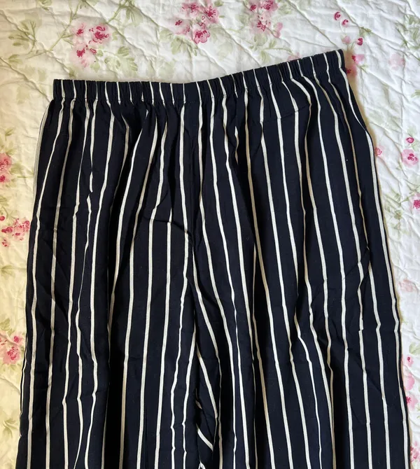 Brandy Melville Pants - Image 4