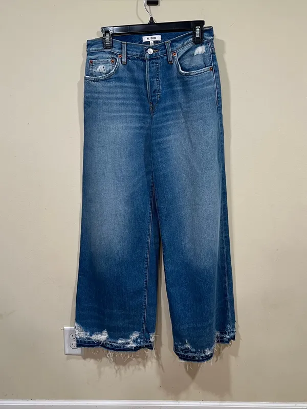 RE/DONE Mid-Rise Wide Leg Jeans in a light wash with raw, distressed hems SZ 23 - Image 2