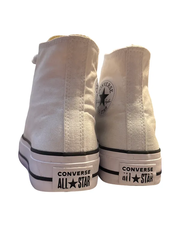 The Converse Chuck Taylor All Star Lift - Image 2