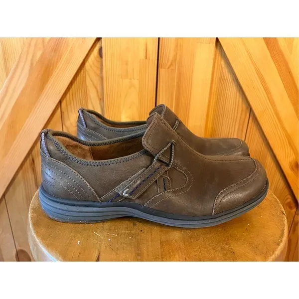 Cobb Hill New Balance 8M Brown Leather Comfort Shoe Rev Lite - Image 3