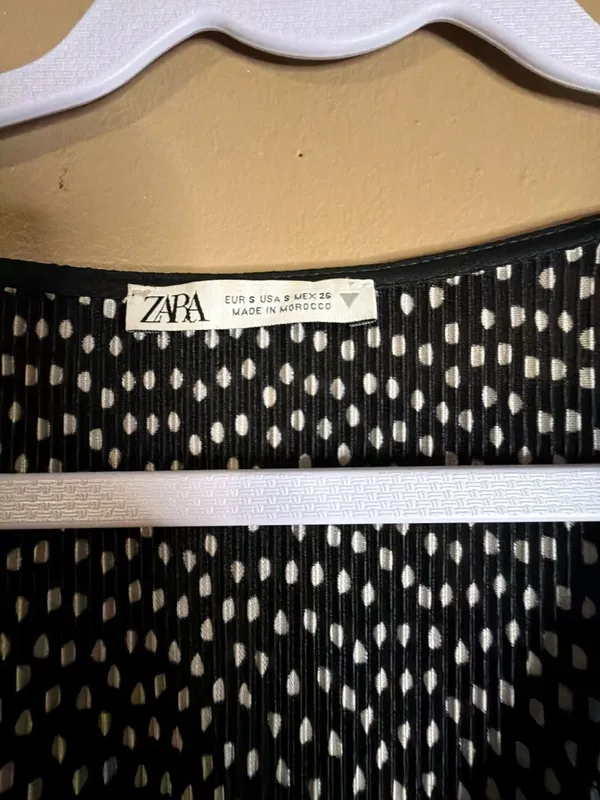 Zara Black and White Polka Dot Pleated Long Sleeve Peplum Crop Blouse - Image 2