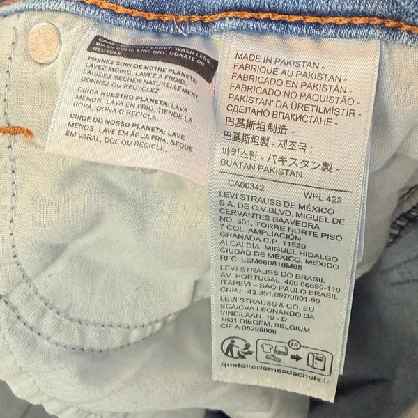 Levi's 725 High Rose Bootcut Jeans‎ in Blue Size 26 - Image 6