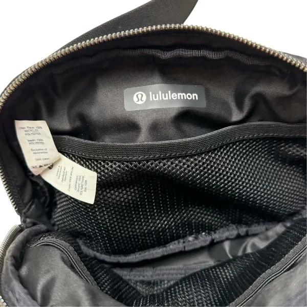 Lululemon Everywhere Belt Bag 1L Black Leather Logo - Image 5