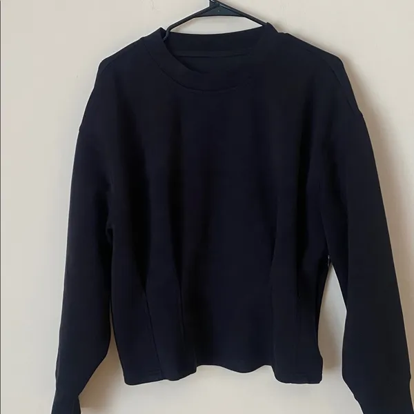 Lululemon Gathered Waist Crew Pullover black top - Image 3