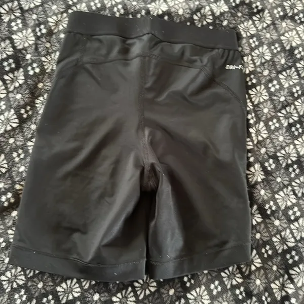 Nike Pros - Image 3