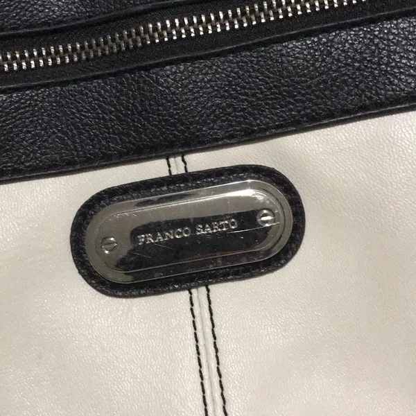 franco sarto shoulder handbag beige black - Image 2