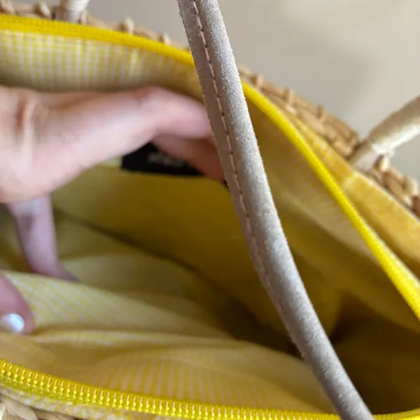 xhilaration 100% corn husk woven handbag mid length straps zipper closure fruit - Image 7