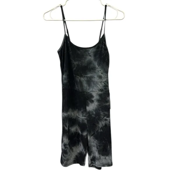 Set of two J for Justify Heather Gray and Tie Dye Shorts Rompers Large - Image 5
