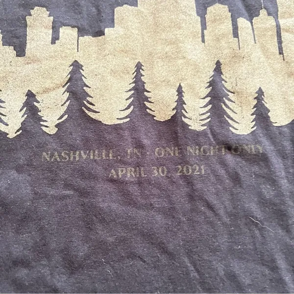 Thomas Rhett One Night Only Navy Blue Concert Short Sleeve Women’s Small - Image 2
