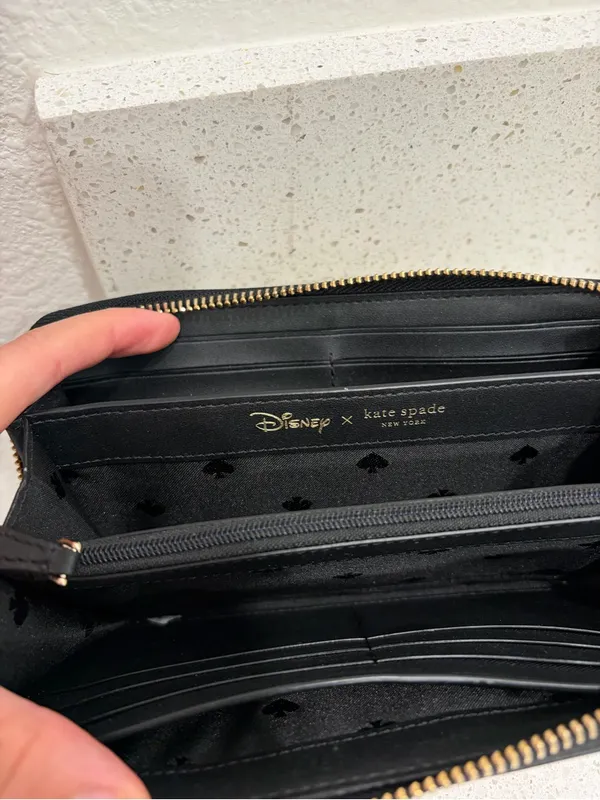 Kate Spade New York & Disney Minnie Mouse Large Continental Wallet K4759 - Image 7