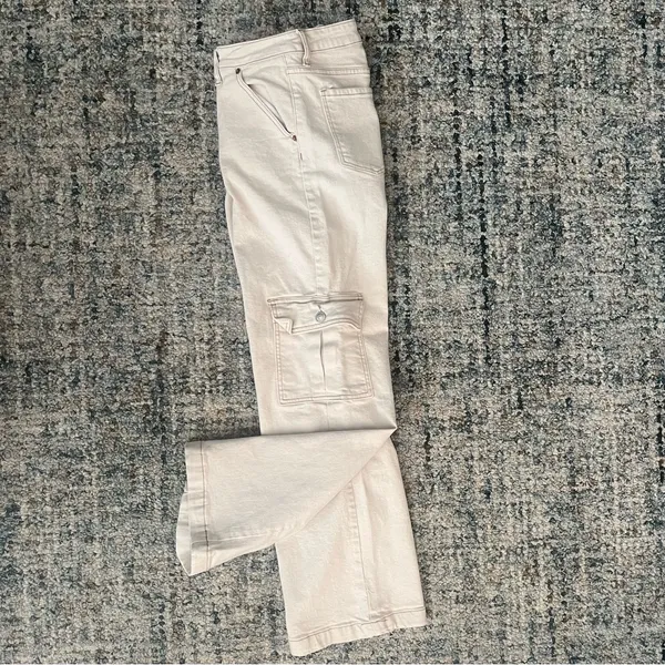 S.O.N.G. Cargo Street Jean in Off-White/Cream - Image 5