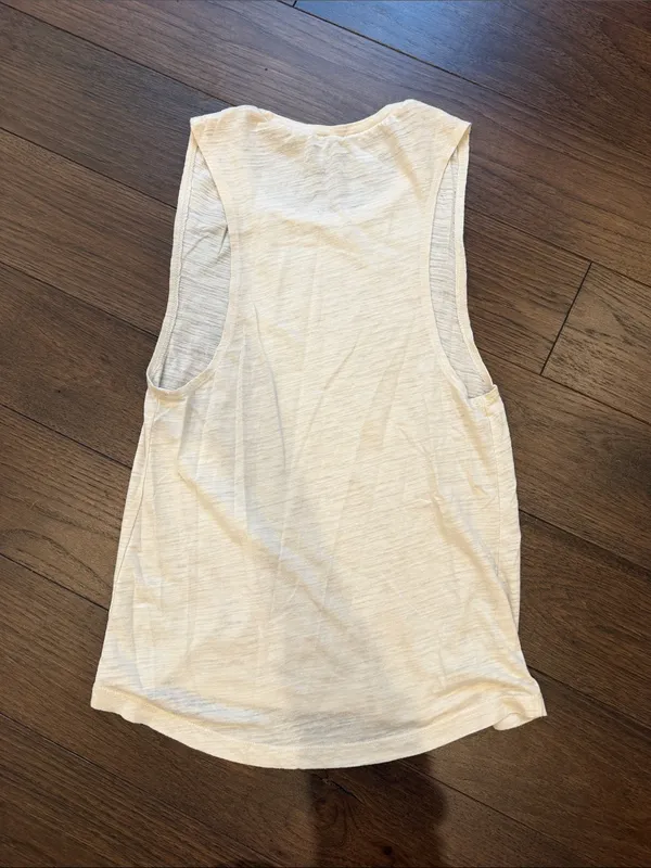 The Light Blond Running Shirt Size Small ? - Image 3