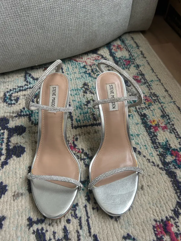 Steve Madden Heels Silver Rhinestone Strappy - Image 4