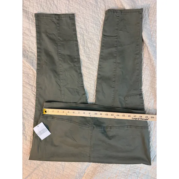 DG2 Diane Gilman Olive Green Cargo Tapered Pants Plus Size 1X NEW - Image 6