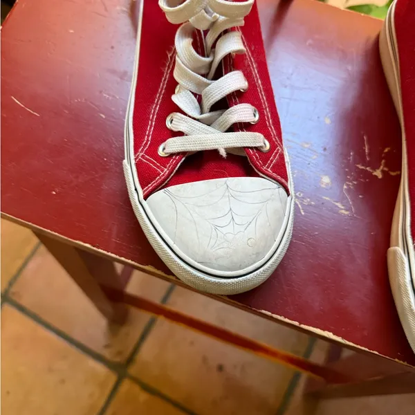 Red High - Image 4