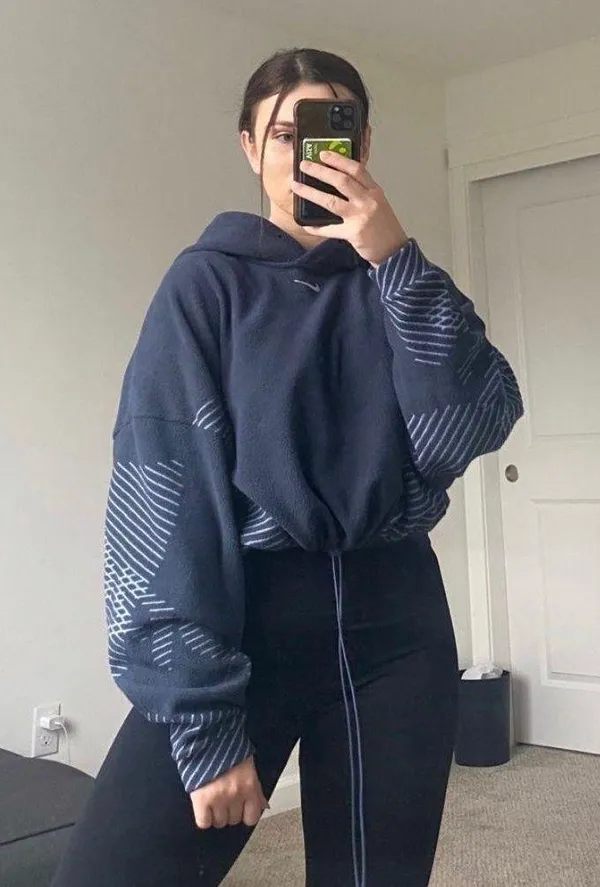 Nike Crop Therma Fleece Jacket - Image 4