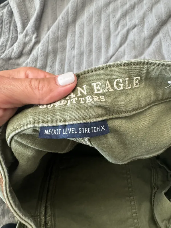 American Eagle Jeans - Image 3