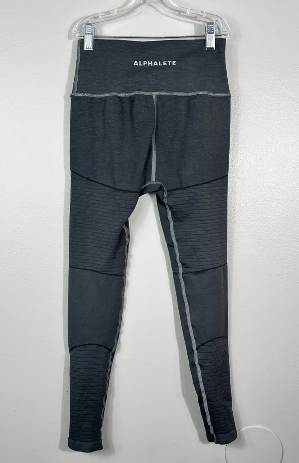 Alphalete Sculpted Gray Stripe Pattern Elastic Stretch Seamless Leggings Medium - Image 4