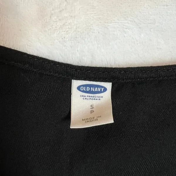 Old Navy Split Neck Embroidered Boho Blouse Size S Boho Peasant Festival Casual - Image 4