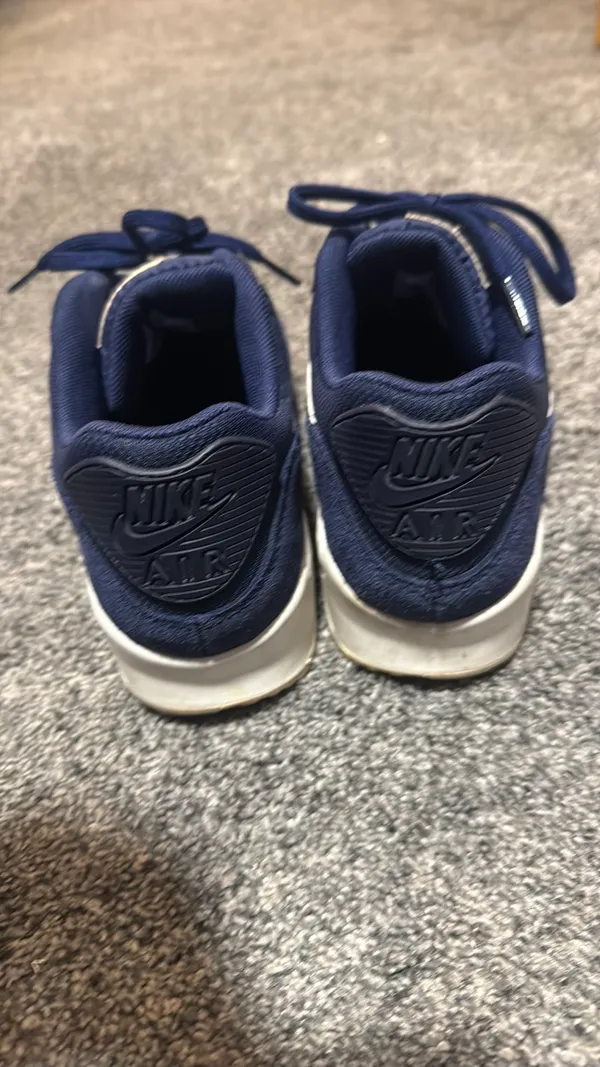 Nike Air Max 90 Essential Ultra - Image 3