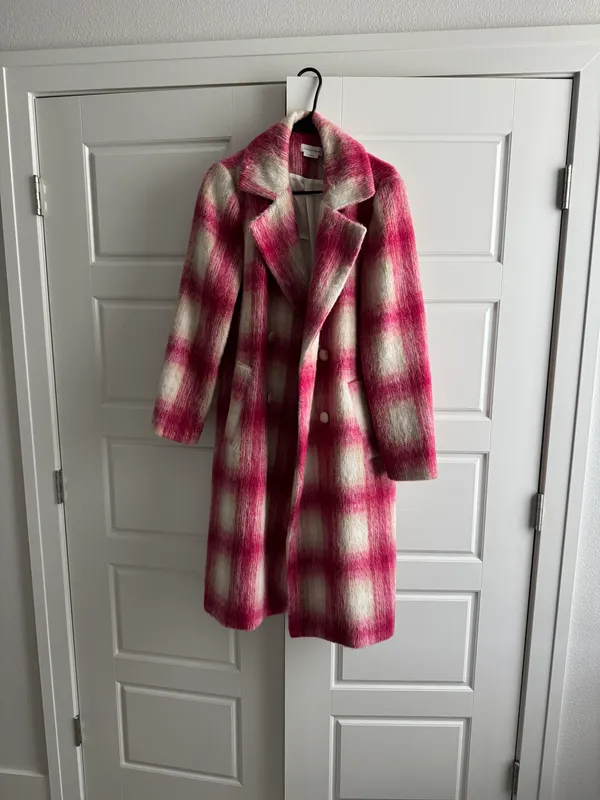 Lovers + Friends Revolve Kanani Coat in Pink Plaid - Image 9