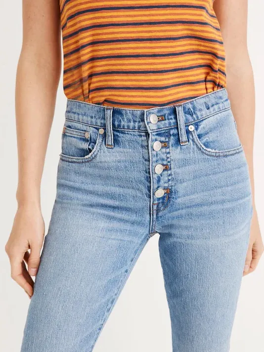 Madewell Cali Demi-Boot Jeans in Dory Wash: Comfort Stretch Edition Size‎ 26 - Image 4