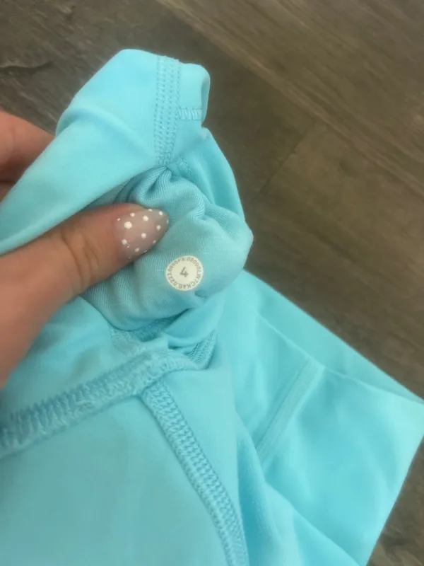 Lululemon Align Biker Shorts 6" Blue - Image 4