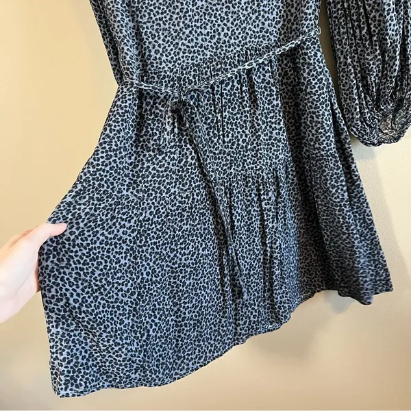 ✨ Abercrombie & Fitch Gray Black Leopard‎ Cheetah Mini Dress XS - Image 5