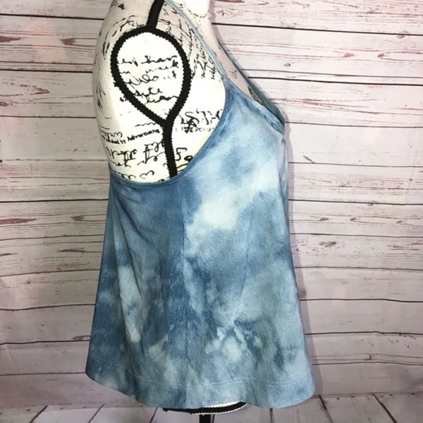 ✨ Lucy Unhindered Bra Top✨ Blue Size M - Image 4