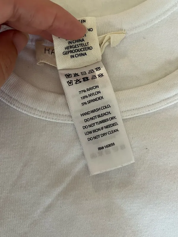 Happily grey basic white tank Size M - Image 3