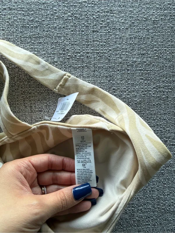 Old Navy Zebra Print Cross-Back Crop Sports Bra‎ Top XS - Image 3