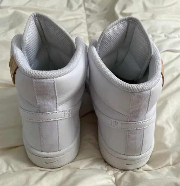 Court Royale Sneakers - Image 3