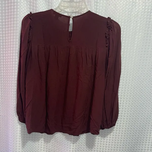 Ann Taylor Women’s Burgundy Flowy Balloon Sleeve Blouse Size XS - Image 4