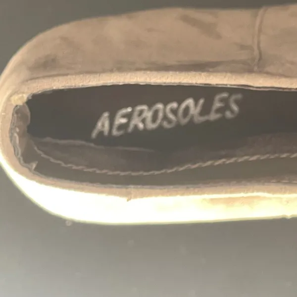 Aerosoles Winterstrole Taupe Faux Suede V-Cut Ankle Boots Shooties Size 7.5 M - Image 9