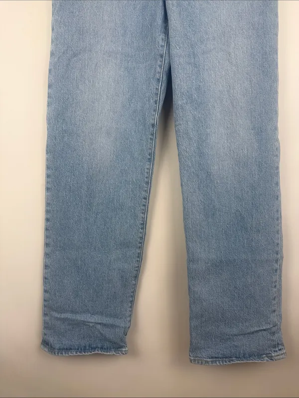 Levi’s Ribcage Straight Blue Denim High Rise Jeans Size 28 - Image 5