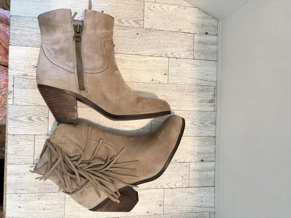 Sam Edelman Women's Louie Ankle Fringe Booties Tan Suede 7M Cowgirl - Image 8
