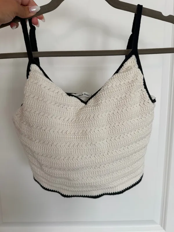 Abercrombie and Fitch White and Black Crochet Set - Image 2