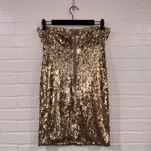Sparkle & Fade Gold Sequin Strapless Party Dress - Image 5