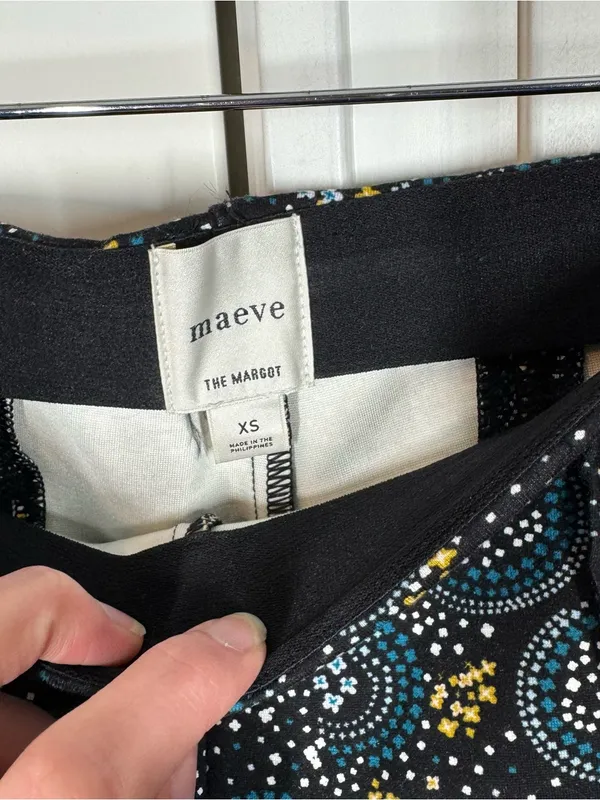 Maeve Anthropologie The Margot‎ Kick Flare Cropped Pants Floral Women’s XS - Image 3