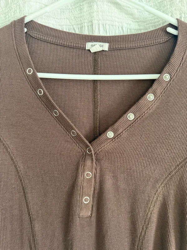Garage Long Sleeve Top Crop Brown - Image 3