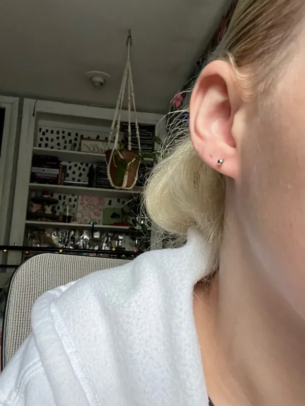 Amazon silver ball stud earrings - Image 2