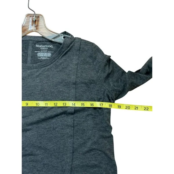 Motherhood Nursing Top Medium Gray 3/4 Sleeve Asymmetrical Hem Stretch Maternity - Image 6