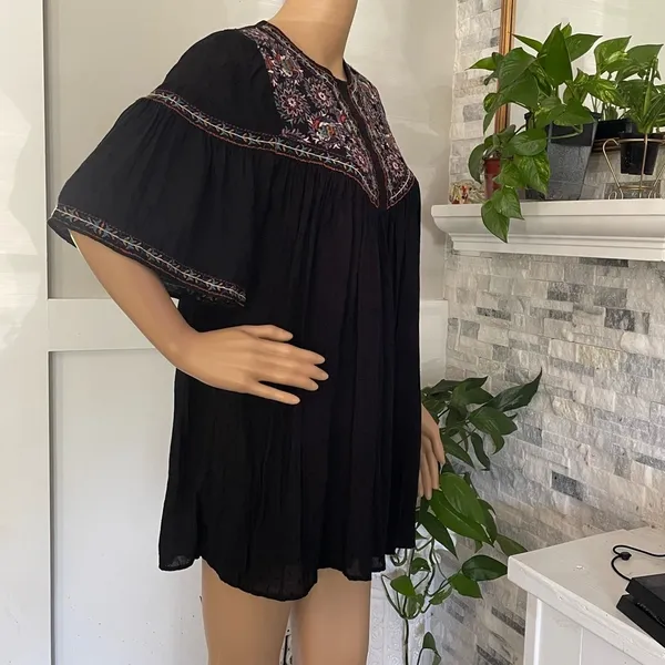 ZARA Plumetis Embroidered Dress Sz M - Image 4